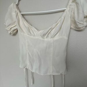 Reformation size 2 cream back-zip crop shirt with ties